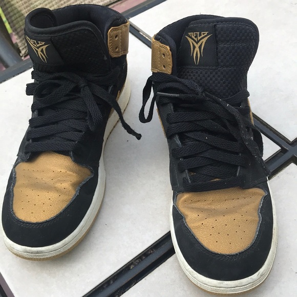 Jordan 1 Retro Melo PE *RARE* - Picture 3 of 5